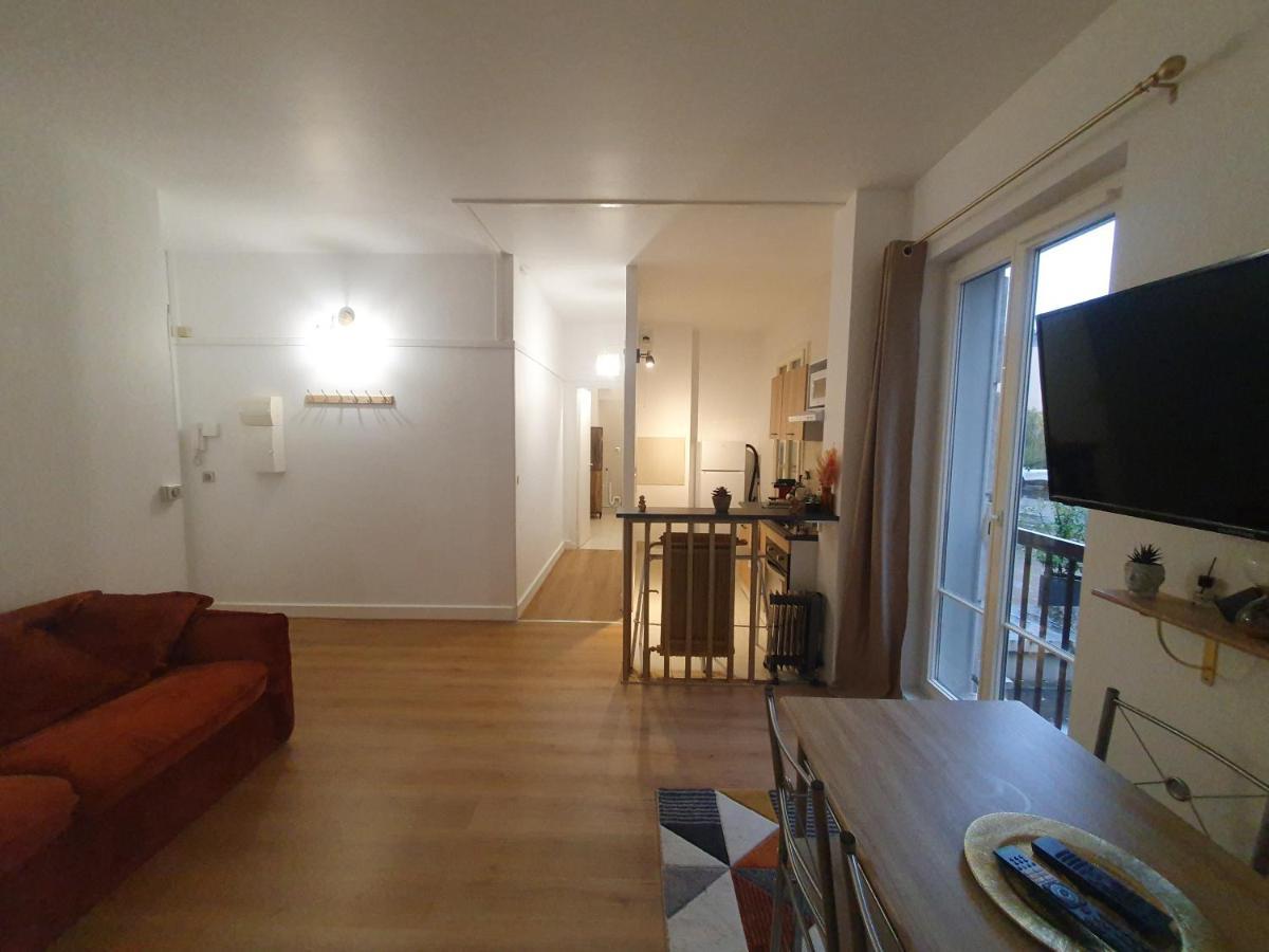 Voisin De Louis Xiv,Free Parking Apartment Версал Екстериор снимка